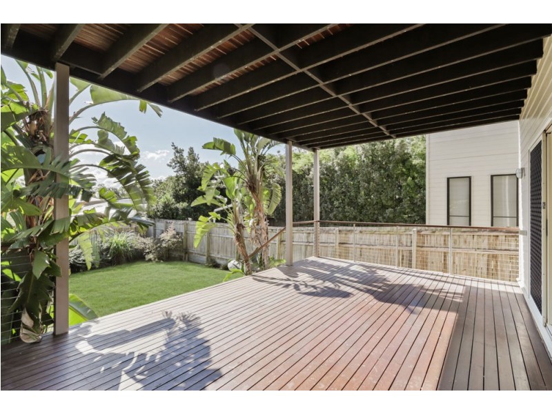 54 The Promenade, Camp Hill QLD 4152