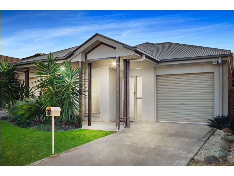 8 Wilga Street, North Lakes QLD 4509