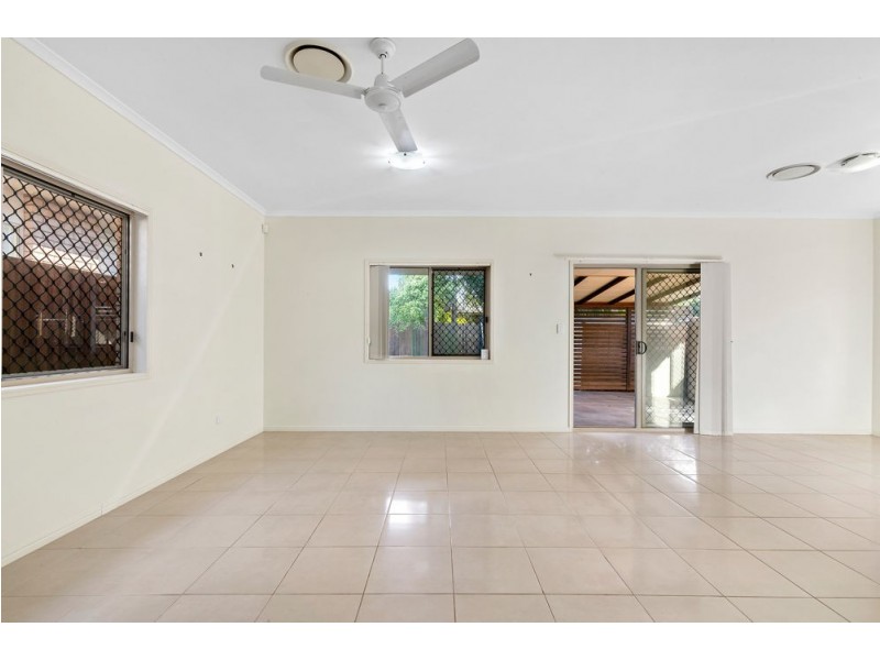 8 Wilga Street, North Lakes QLD 4509