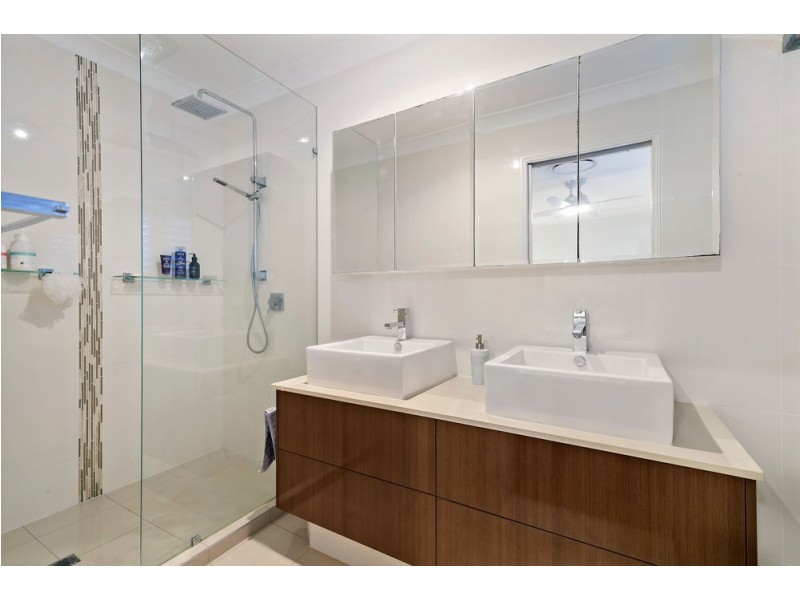 53 Ashley Road, Chermside West QLD 4032