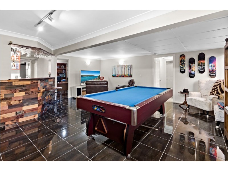 18 Gilmour Street, Chermside West QLD 4032