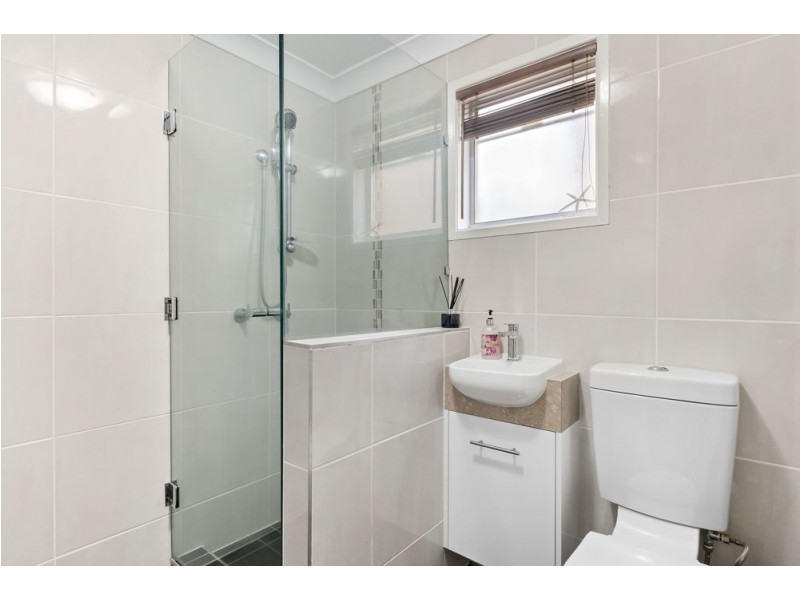 18 Gilmour Street, Chermside West QLD 4032