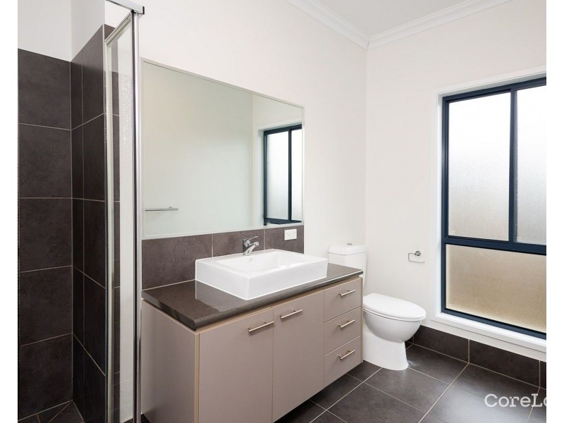 37 Pamphlet Lane, Coomera QLD 4209