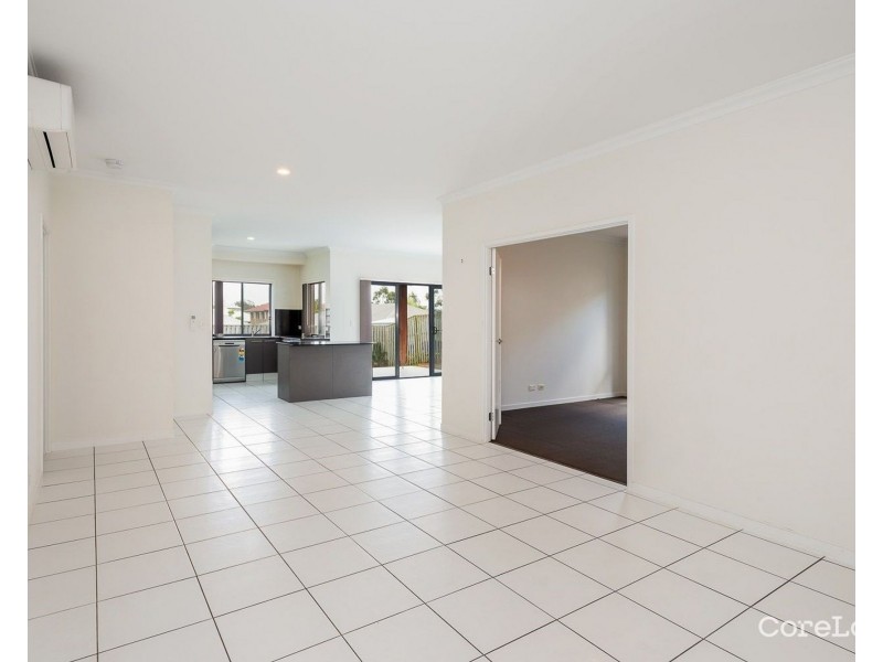 37 Pamphlet Lane, Coomera QLD 4209