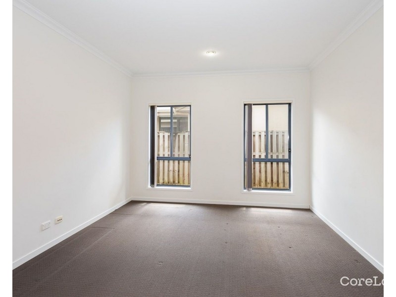 37 Pamphlet Lane, Coomera QLD 4209