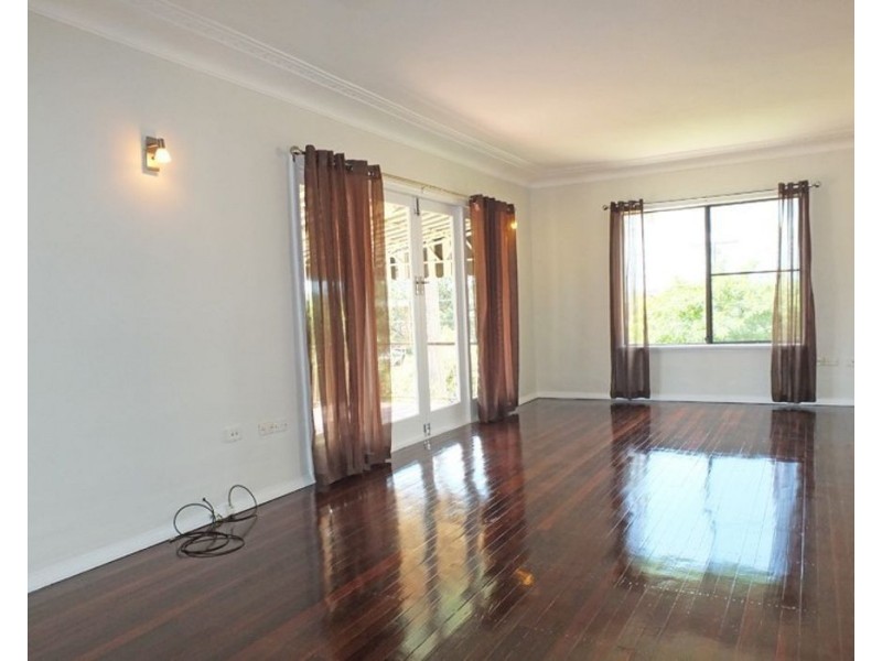 6 Longland Street, Stafford QLD 4053