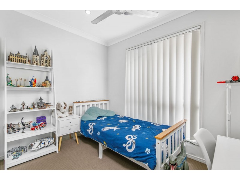 27 Montree Circuit, Kallangur QLD 4503