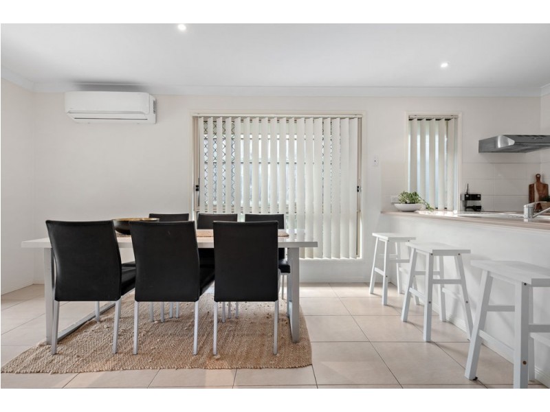 15 Jasmine Street, Wakerley QLD 4154