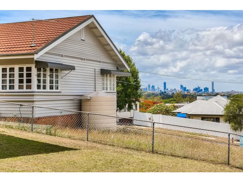 59 Waroon Street, Stafford QLD 4053