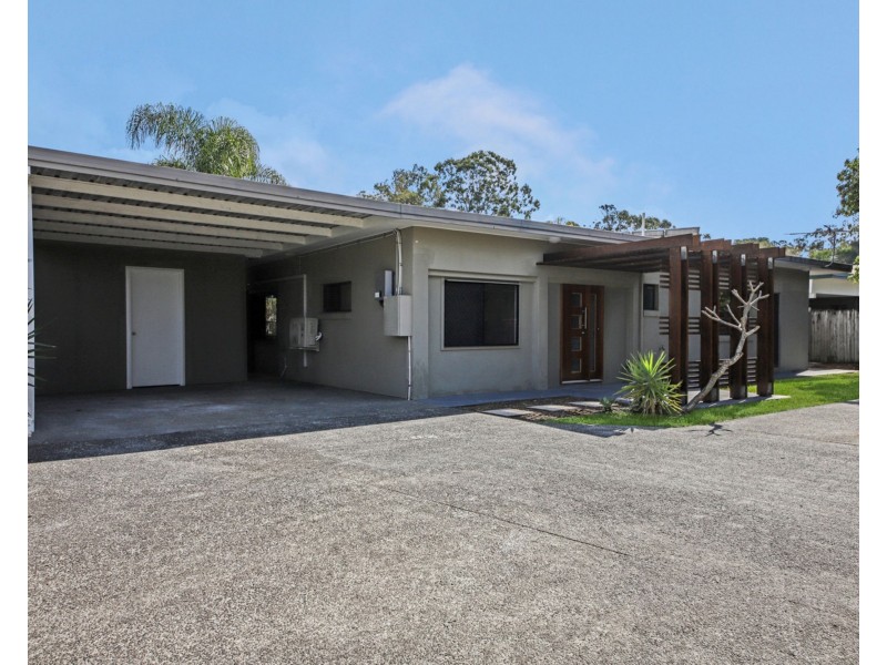 3 Coolabah Crescent, Bridgeman Downs QLD 4035