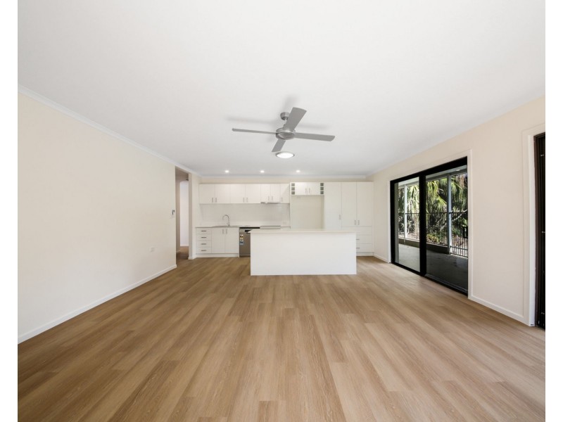 3 Coolabah Crescent, Bridgeman Downs QLD 4035