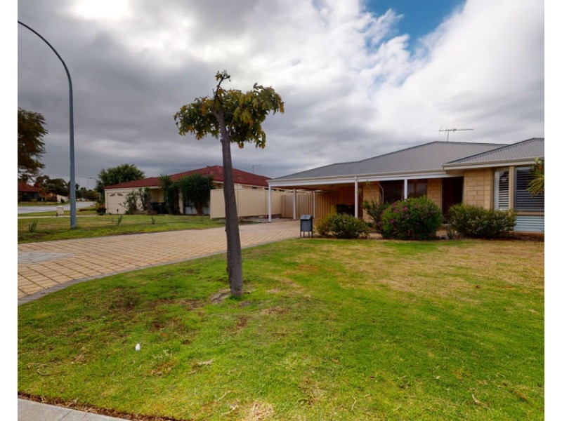 8 Upton Way, Tapping WA 6065