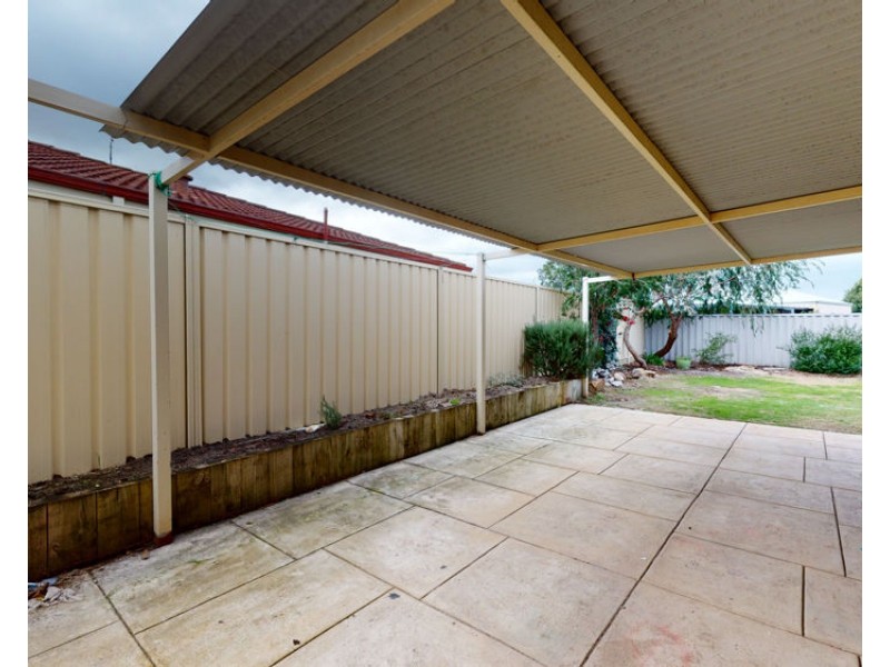 8 Upton Way, Tapping WA 6065