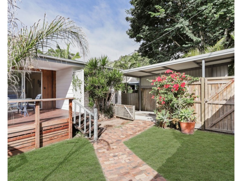 94 Southwick Street, Wynnum QLD 4178
