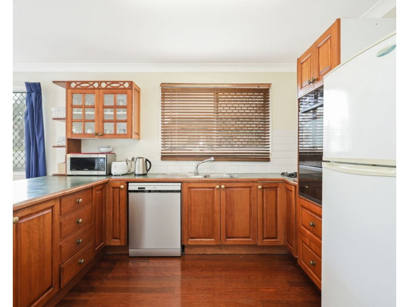 94 Southwick Street, Wynnum QLD 4178
