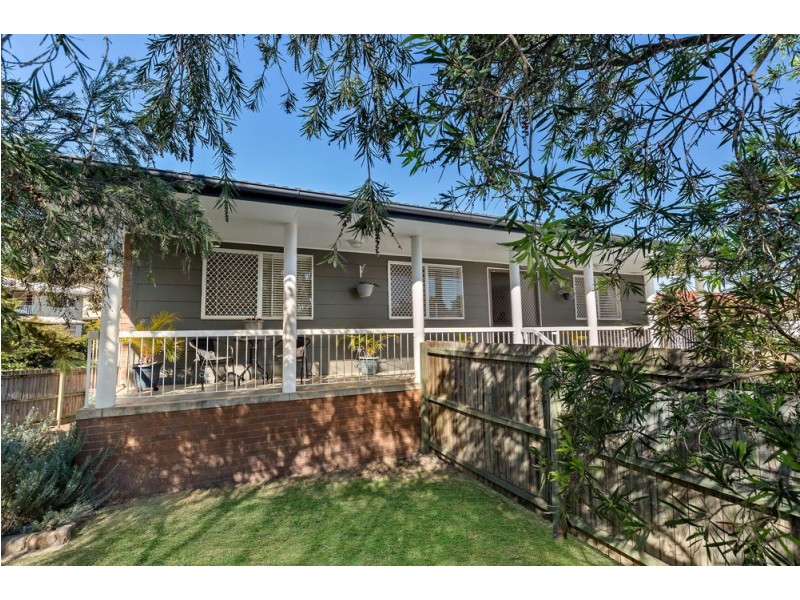 27 Ansford Street, Stafford Heights QLD 4053