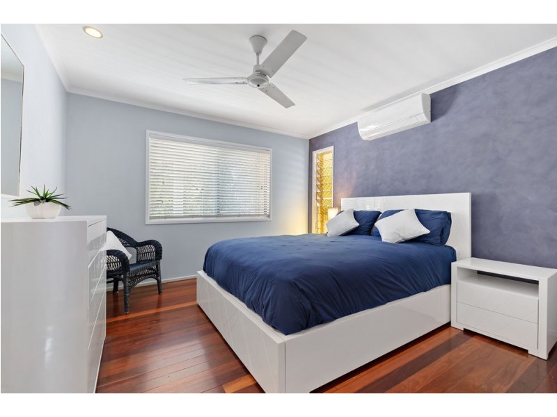 27 Ansford Street, Stafford Heights QLD 4053