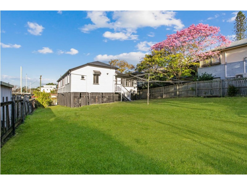 7 Bennett Street, Toowong QLD 4066