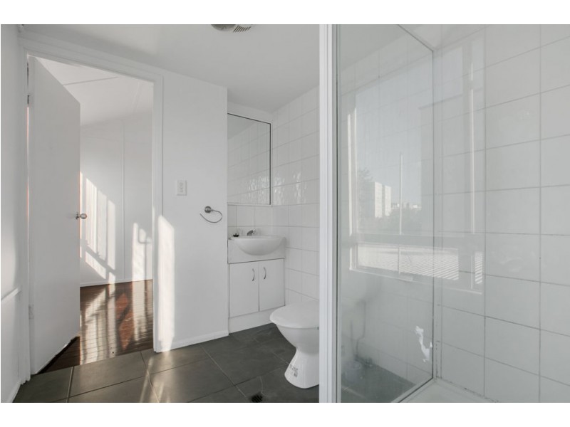 7 Bennett Street, Toowong QLD 4066