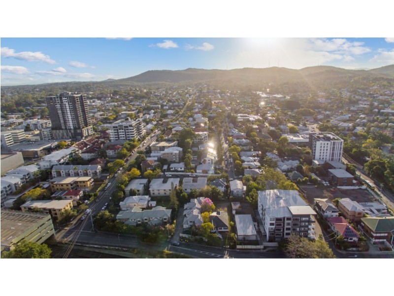 7 Bennett Street, Toowong QLD 4066