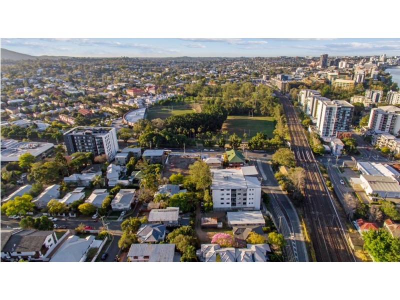 7 Bennett Street, Toowong QLD 4066