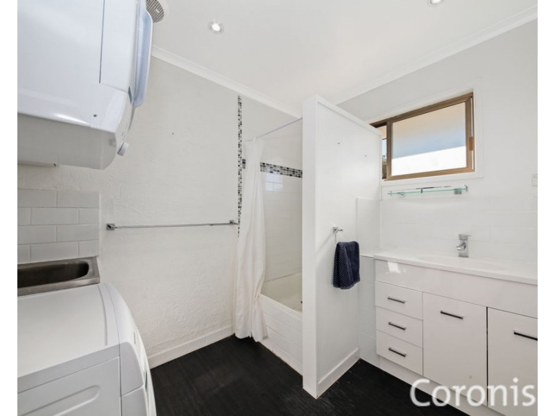 1/27 Bunowen Street, Ferny Grove QLD 4055