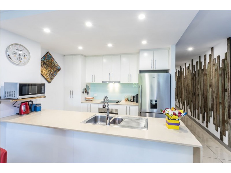 7/83 Marine Parade, Redcliffe QLD 4020