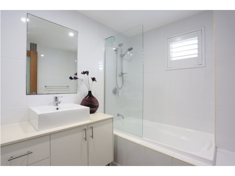 7/83 Marine Parade, Redcliffe QLD 4020