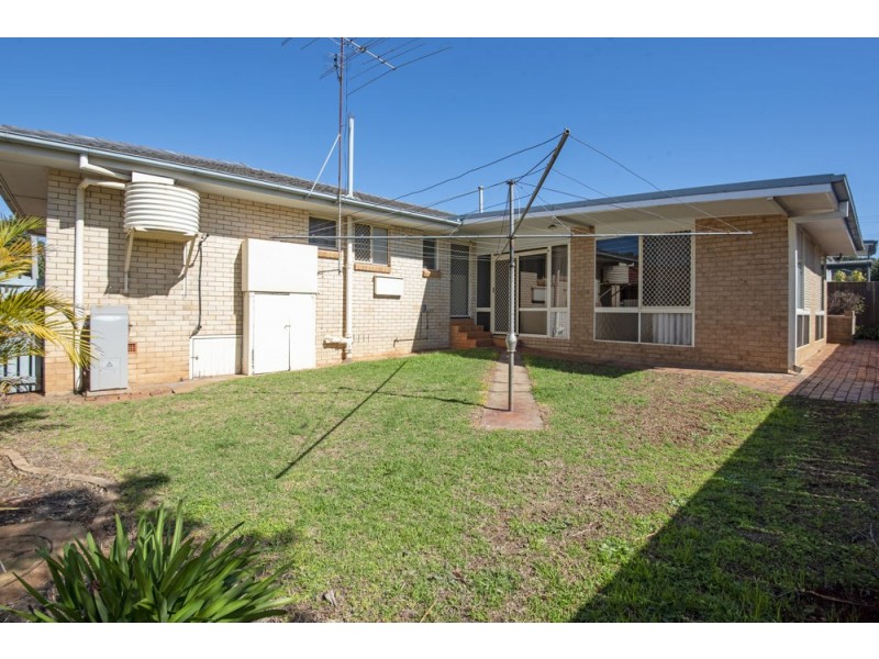 25A Hursley Road, Newtown QLD 4350