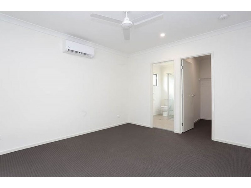 29 Groeschel Court, Goodna QLD 4300