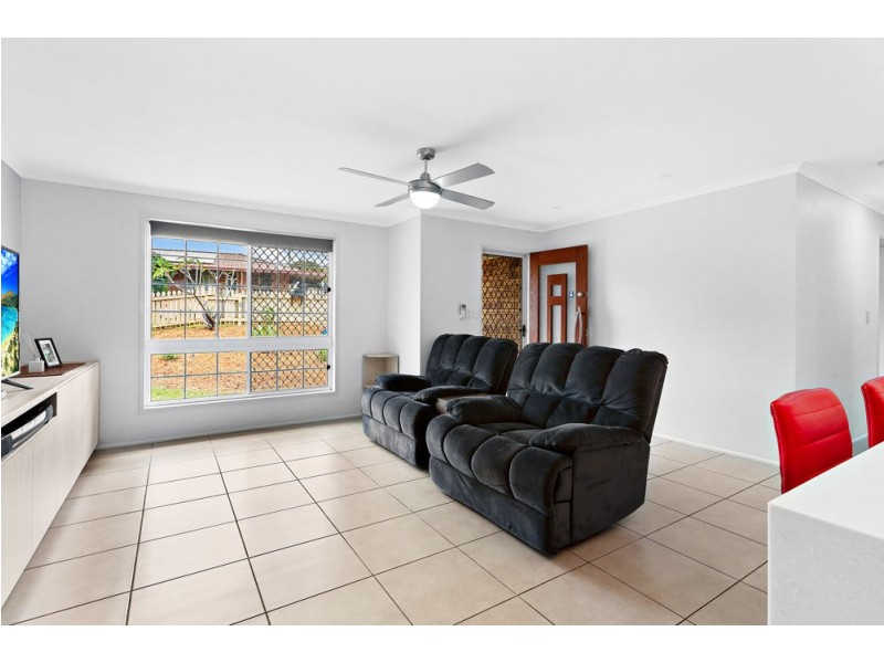 34 Winter Road, Kallangur QLD 4503
