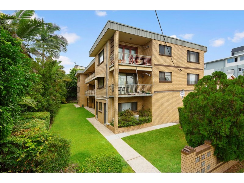 2/15 York Street, Nundah QLD 4012