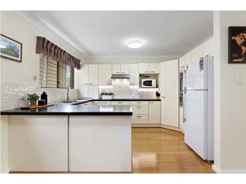 2/15 York Street, Nundah QLD 4012