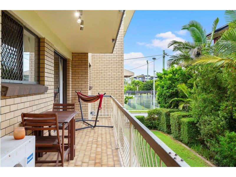 2/15 York Street, Nundah QLD 4012