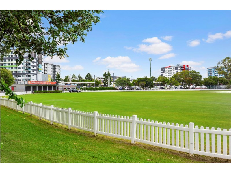 2/15 York Street, Nundah QLD 4012