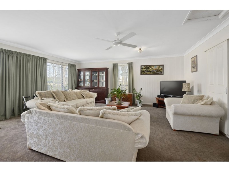 2 Barton Court, Highfields QLD 4352