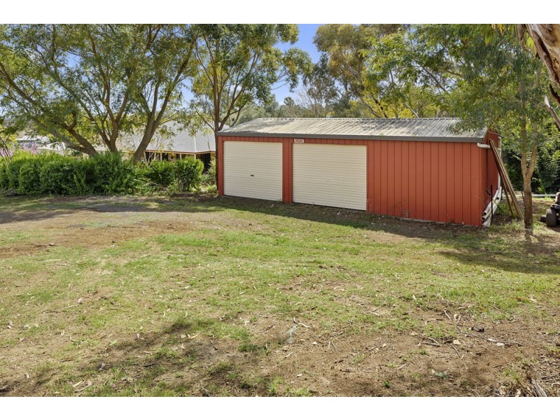 2 Barton Court, Highfields QLD 4352