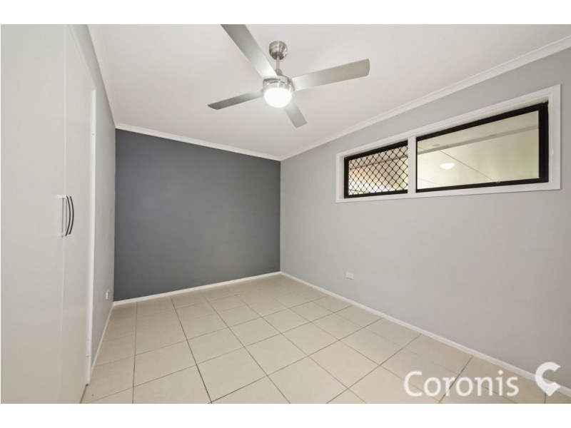 5 Kingfield Court, Regents Park QLD 4118