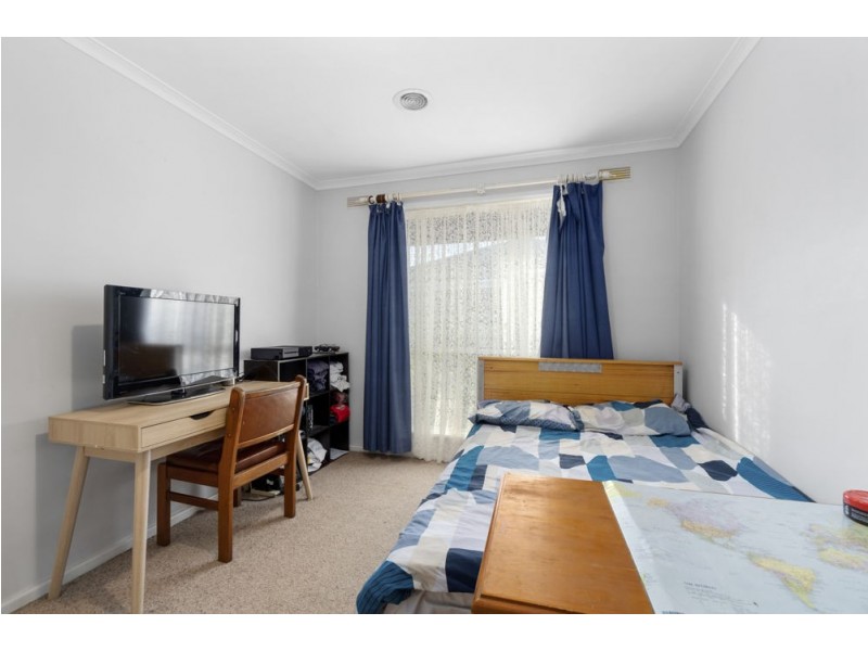 41 Valentine Crescent, Sale VIC 3850