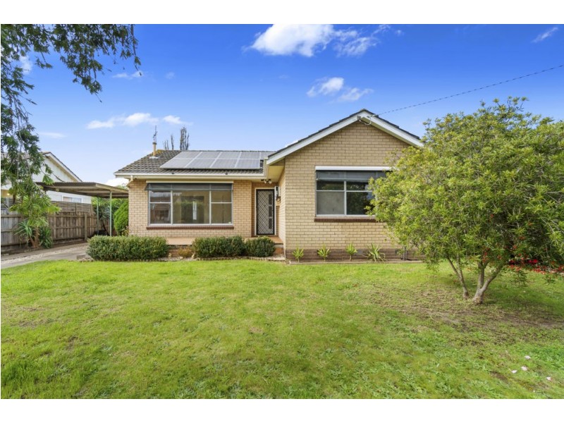 8 Cartledge Way, Sale VIC 3850