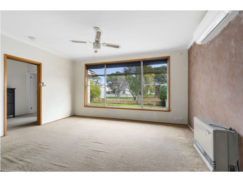 8 Cartledge Way, Sale VIC 3850