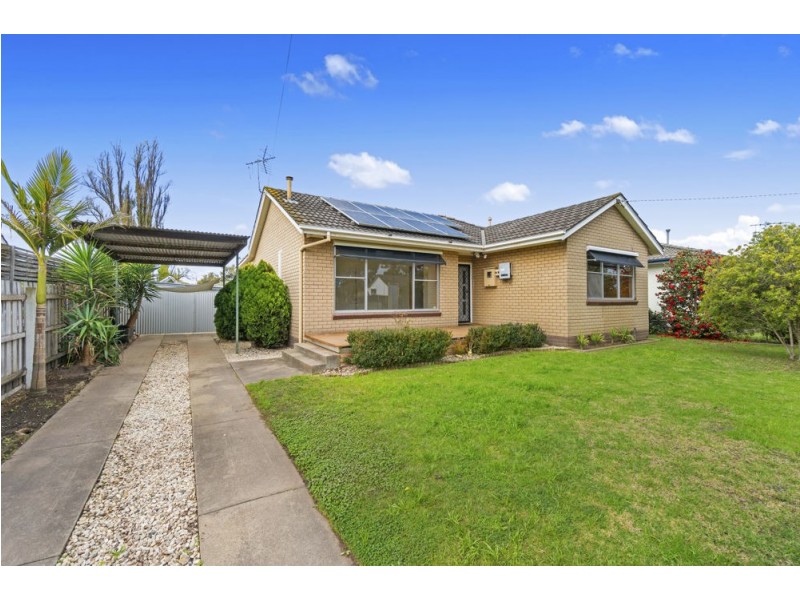 8 Cartledge Way, Sale VIC 3850