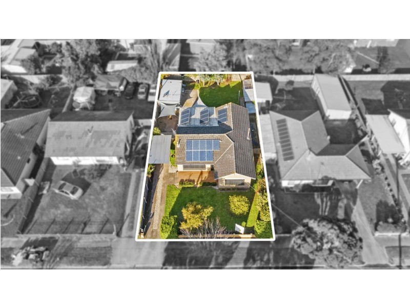 8 Cartledge Way, Sale VIC 3850