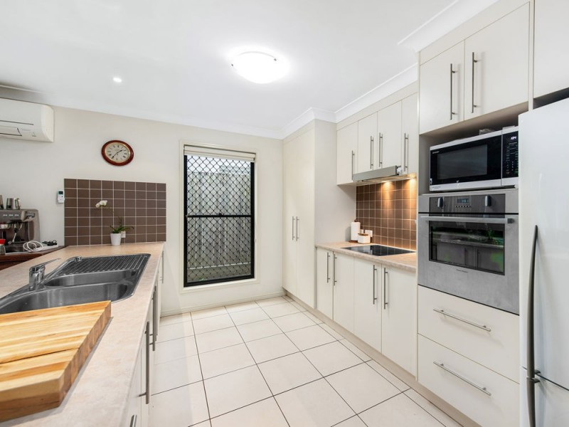 103 Kamarin Street, Manly West QLD 4179