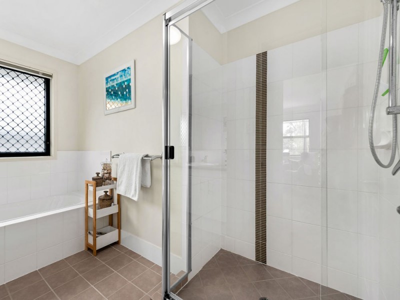 103 Kamarin Street, Manly West QLD 4179