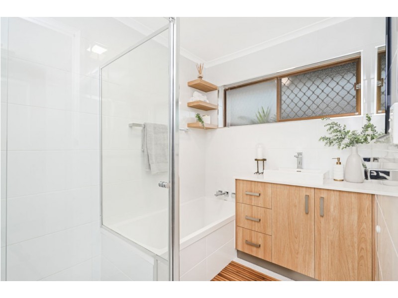 34 Cara Street, Aspley QLD 4034