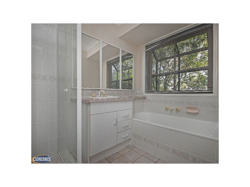 7 Seaforth Close, Albany Creek QLD 4035