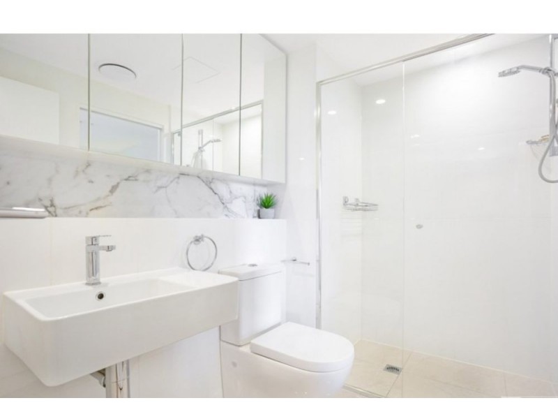 807/139 Scarborough Street, Southport QLD 4215