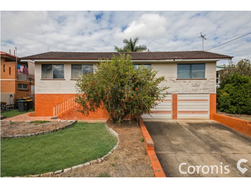 4 Bamber Street, Chermside West QLD 4032