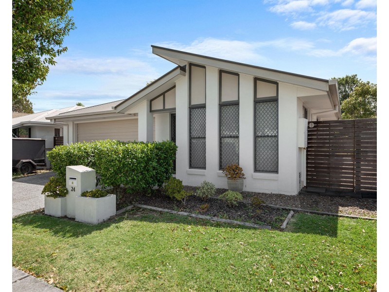 24 Bailey Street, Wakerley QLD 4154